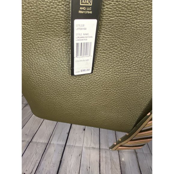 NWT London Fog Olive Green Bag with Tie - Picture 3 of 8